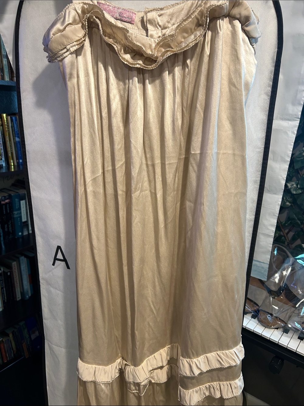 Parameters Silky Champagne Slip Dress.
Loc. Y - Picture 4 of 10